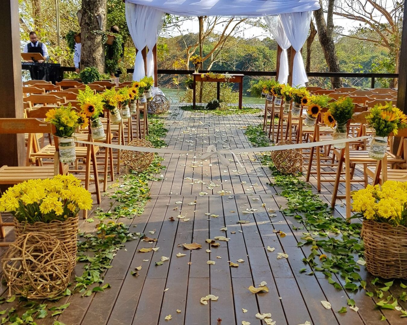 processed by AtomJPEG 1.5.0n